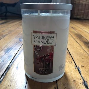 Yankee Candle “North Pole” Peppermint
